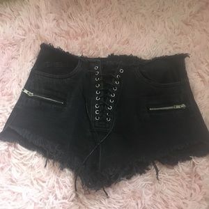 black lace up shorts